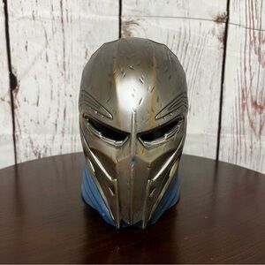 PREDATOR BADLANDS limited edition collectible popcorn bucket functional decor